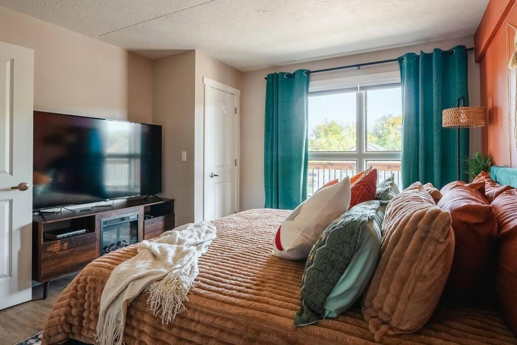 Pet Friendly Boho Condo With Pool--Fitness Center--Next To The Branson Landing--Close To Convention Center And Kanakuk Luaran gambar