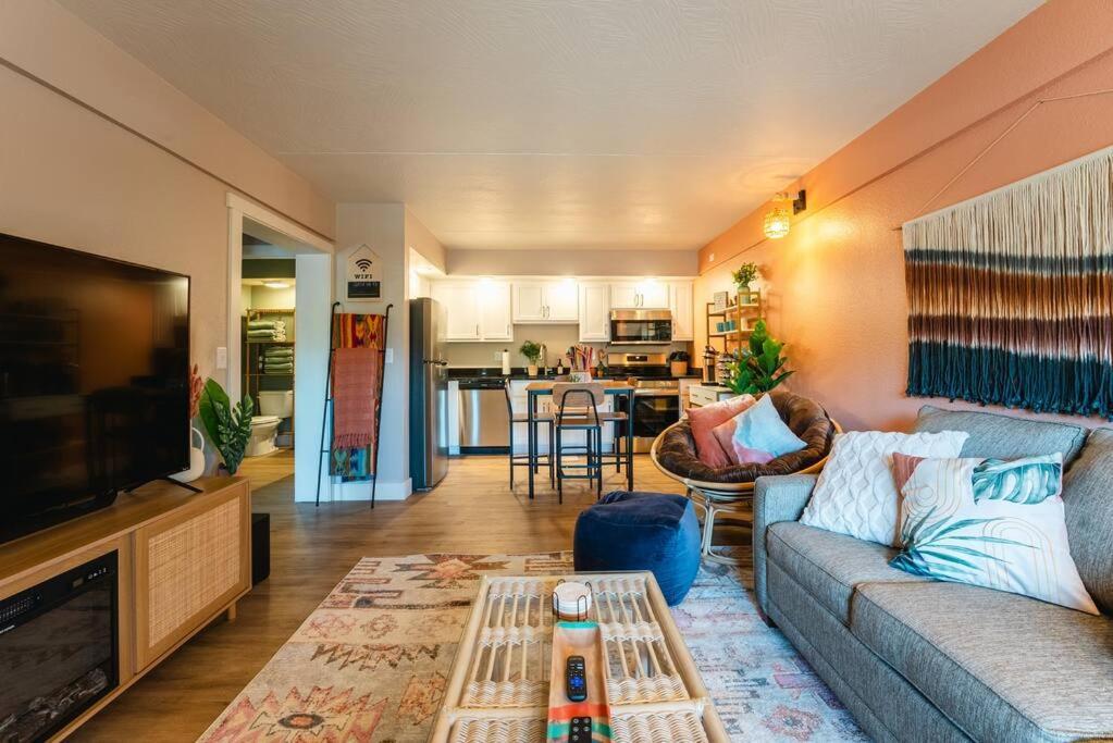 Pet Friendly Boho Condo With Pool--Fitness Center--Next To The Branson Landing--Close To Convention Center And Kanakuk Luaran gambar